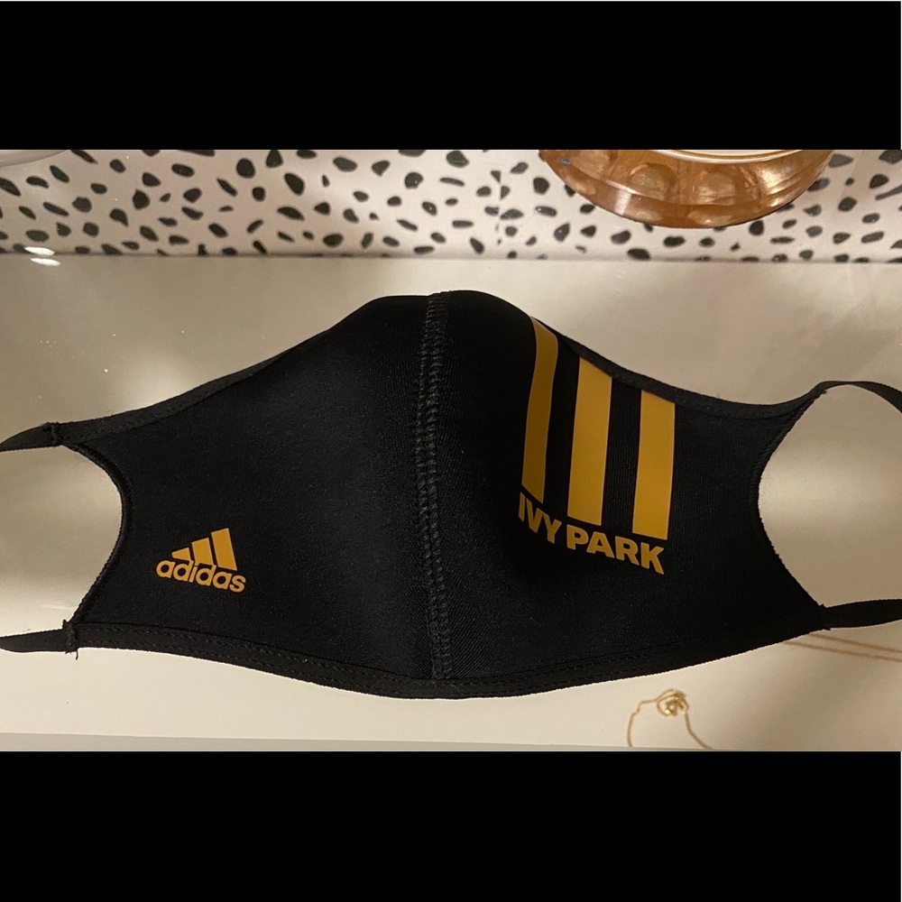 Ivy Park Face Mask